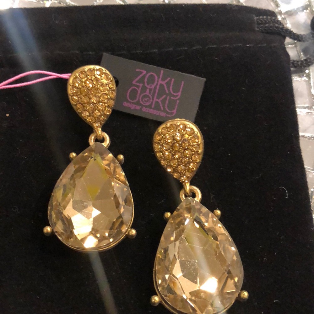 Light Colorado Champagne Gold Pear Cut Earrings